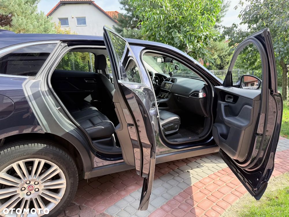 Jaguar F-Pace 2.0 i4D AWD Prestige - 9