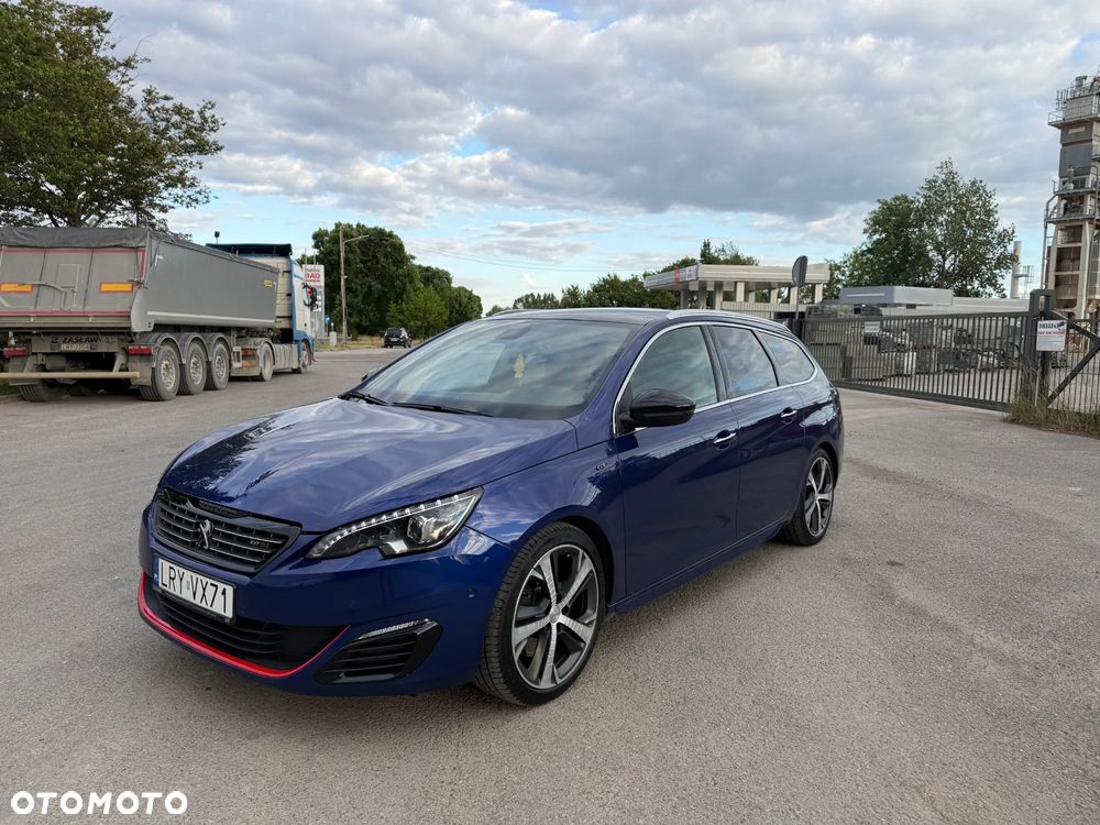 Peugeot 308 - 1