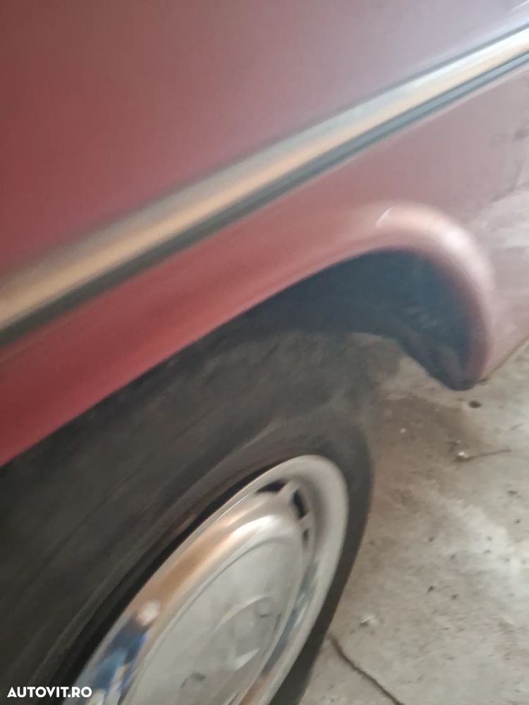 Mercedes-Benz W115 - 20