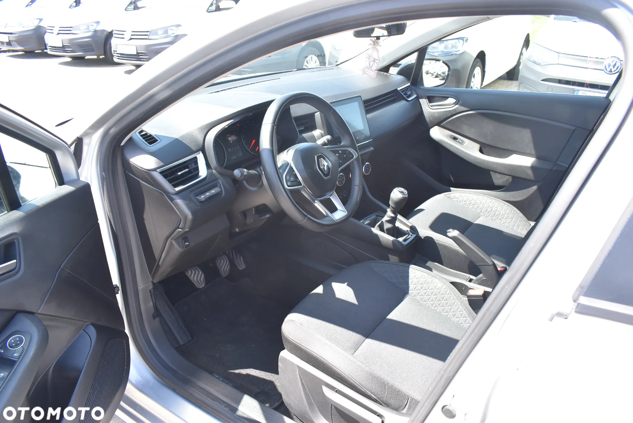 Renault Clio 1.0 TCe Equilibre - 9
