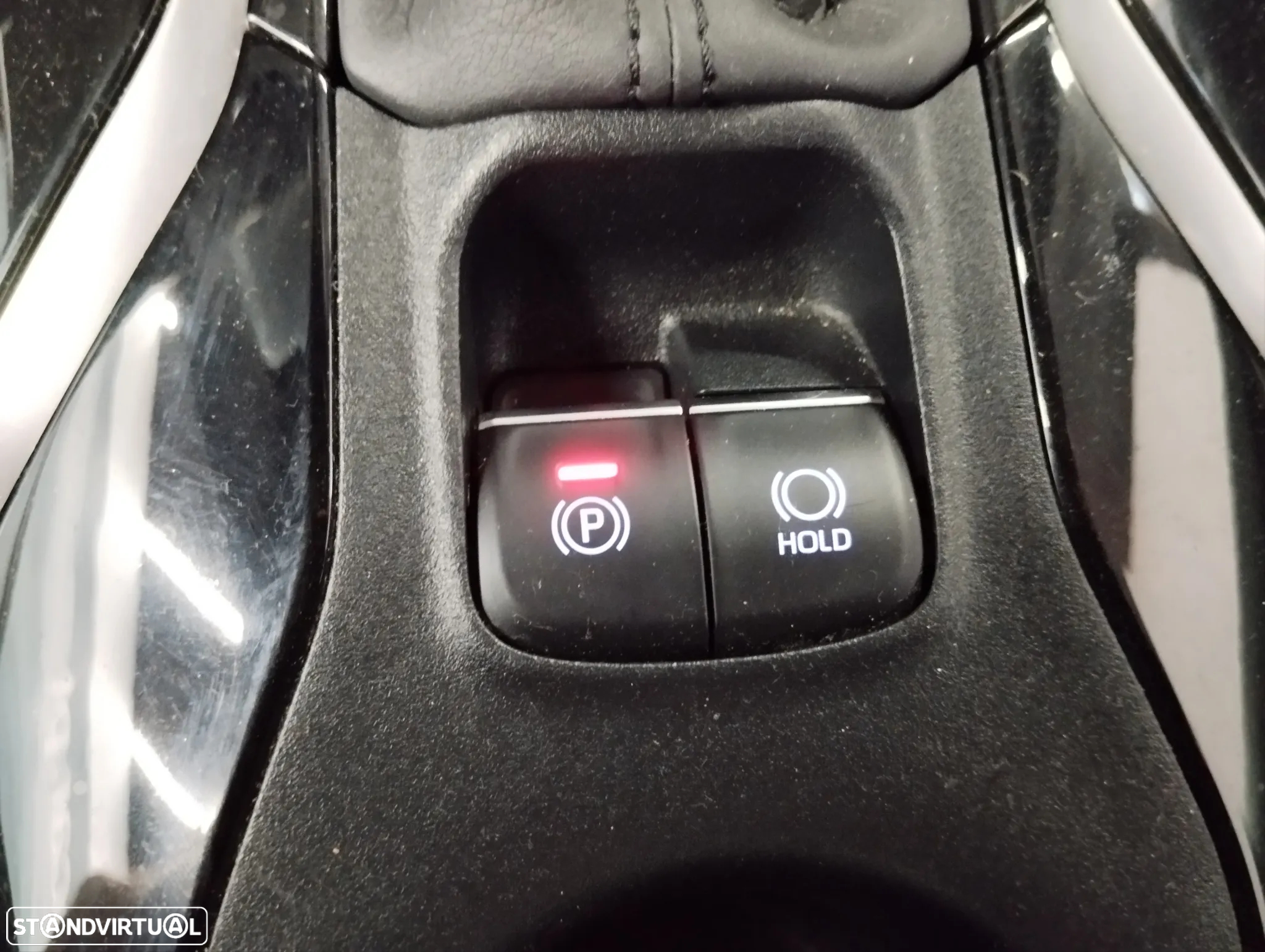 Toyota Corolla Touring Sports 1.8 Hybrid Comfort+P.Sport - 29
