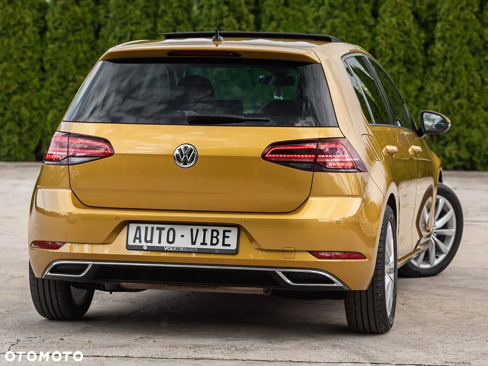 Volkswagen Golf 2.0 TDI BlueMotion Technology Edition - 12