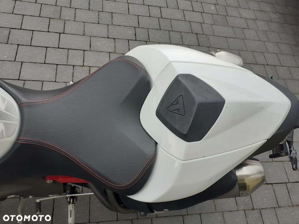 Triumph Speed Triple - 14