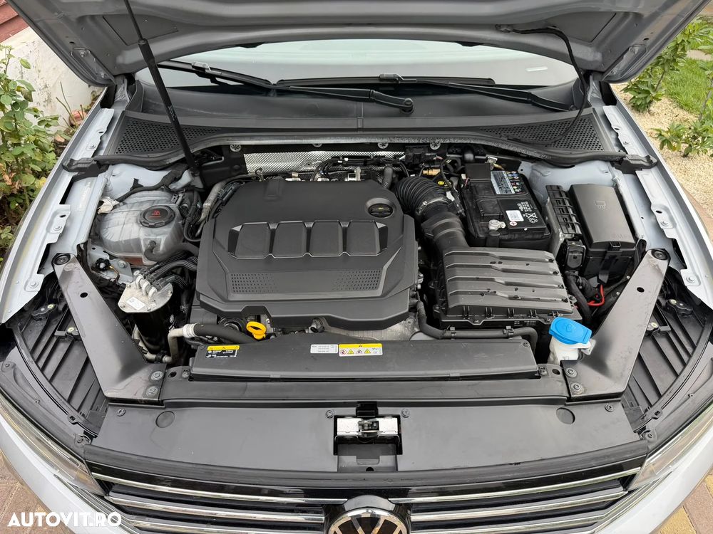 Volkswagen Passat 2.0 TDI DSG Comfortline - 11