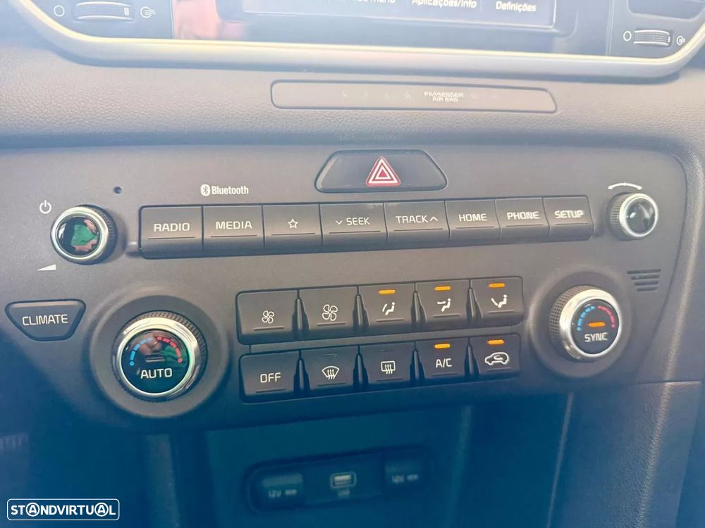 Kia Sportage 1.6 CRDI ISG SX — fotografia 9