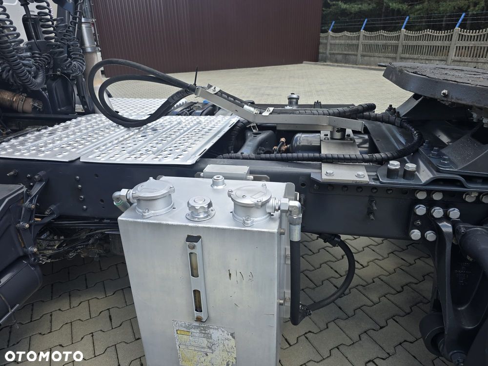 Scania P 440 - 21