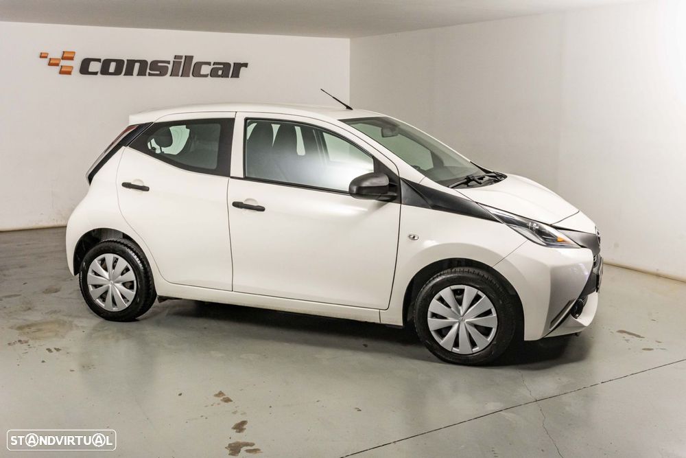 Toyota Aygo 1.0 X-Clusiv - 6