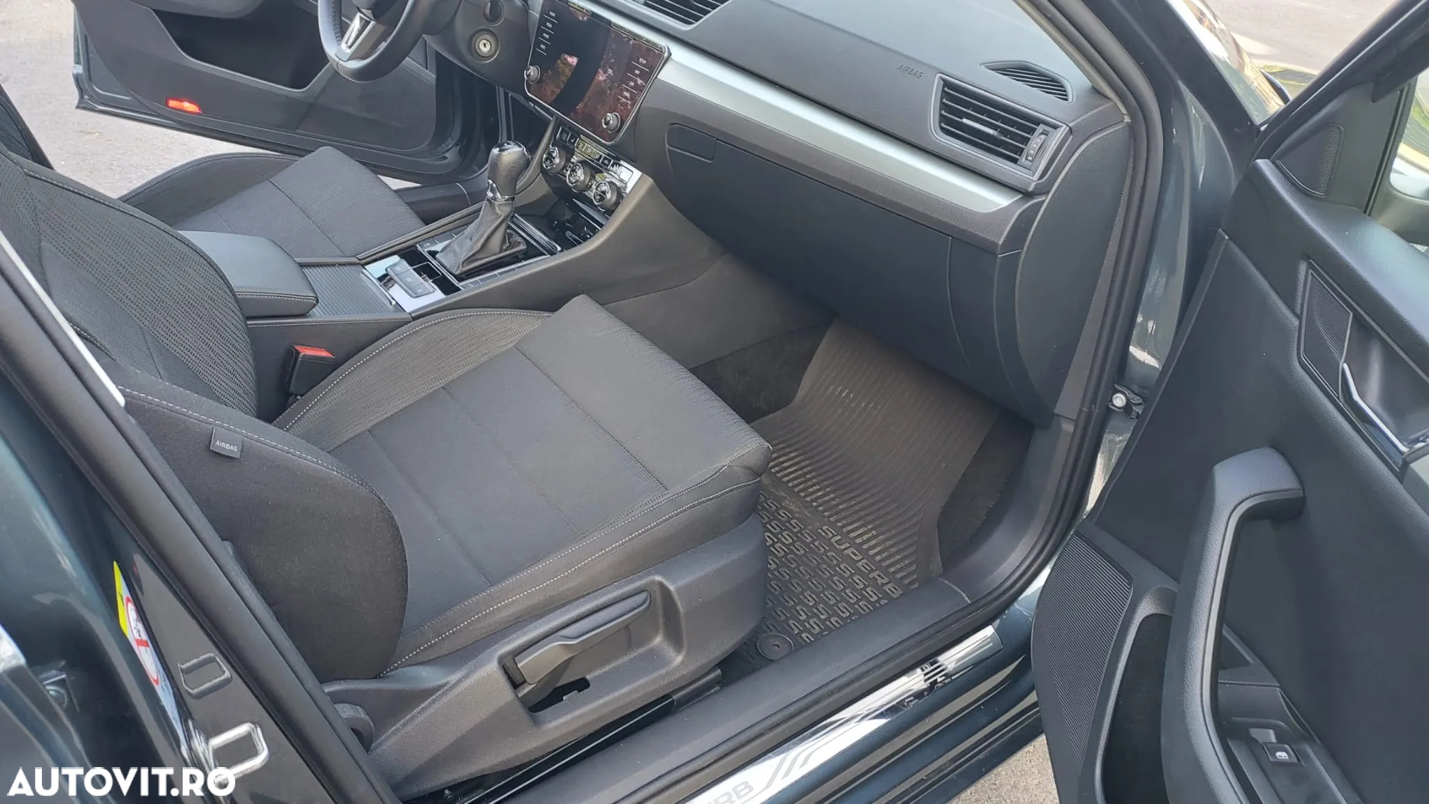 Skoda Superb 1.5 TSI DSG Ambition - 9