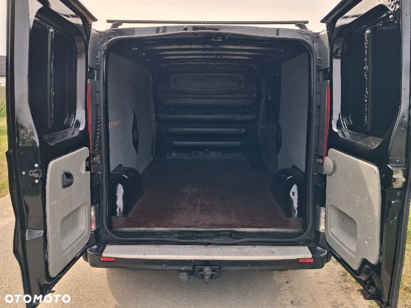 Opel Vivaro - 9