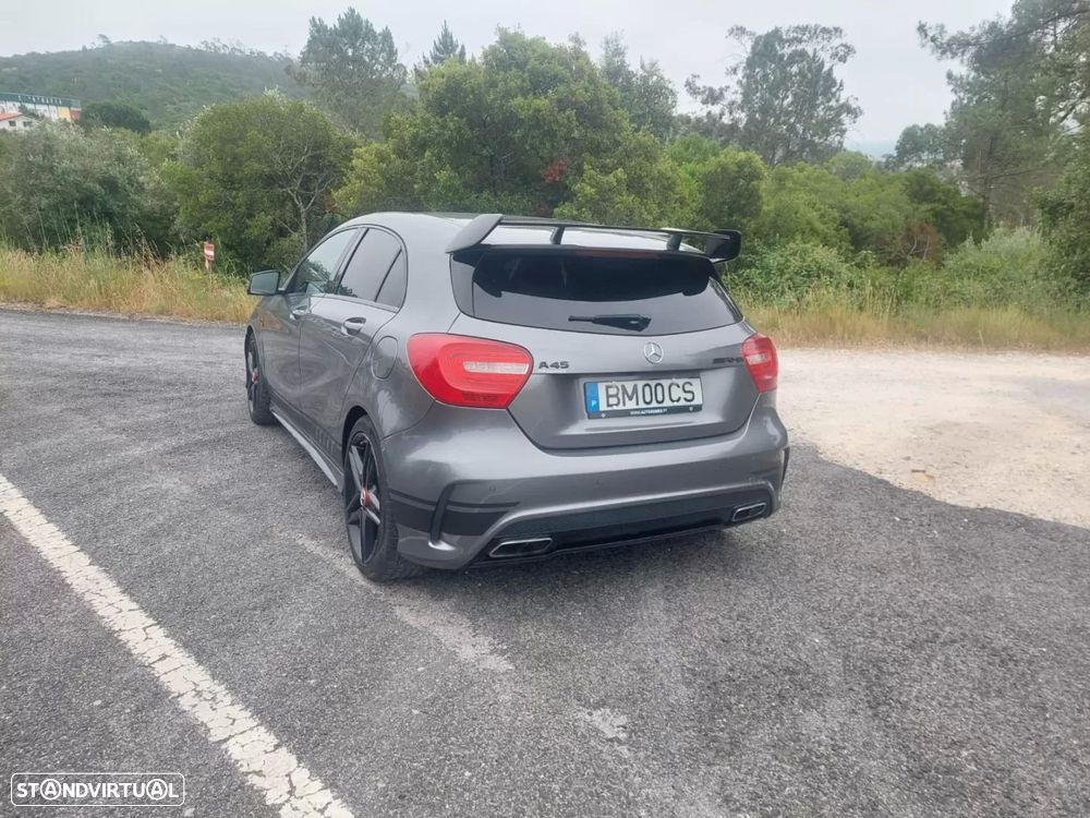 Mercedes-Benz A 45 AMG 4Matic Speedshift 7G-DCT - 4