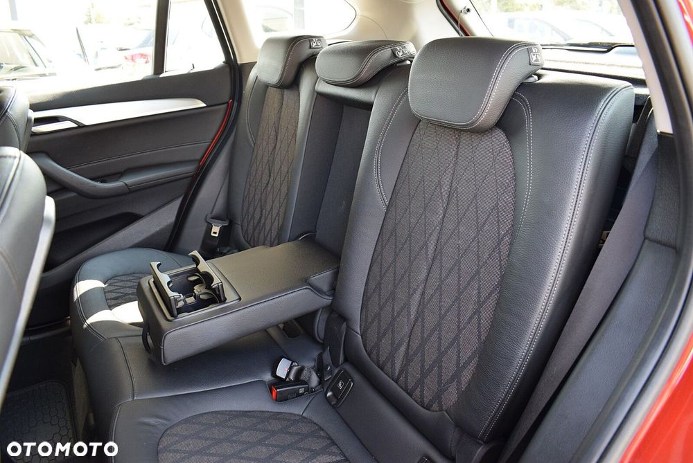 BMW X1 - 16