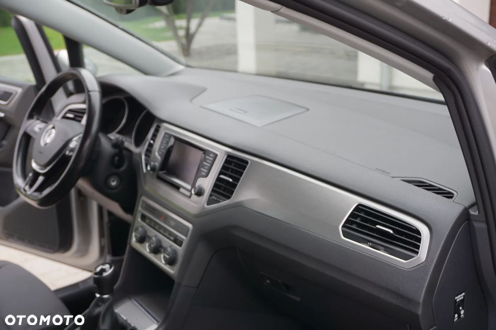 Volkswagen Golf Sportsvan 1.6 TDI BlueMotion Comfortline - 18