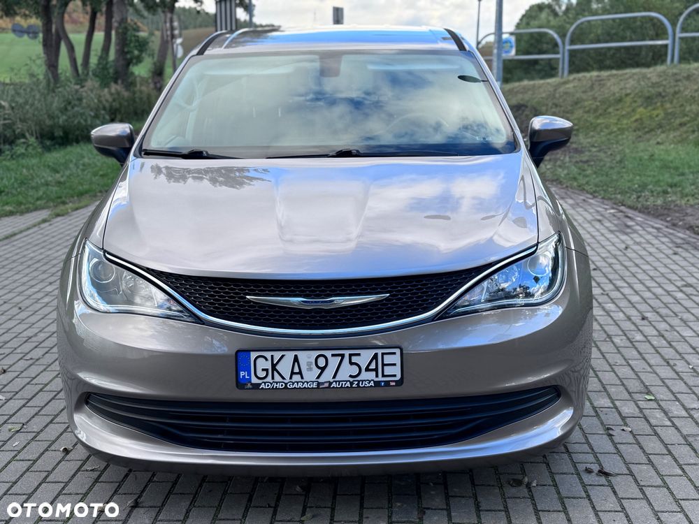 Chrysler Pacifica - 3