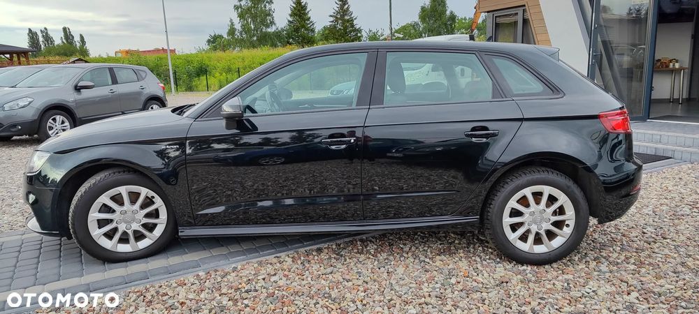 Audi A3 Sportback - 5