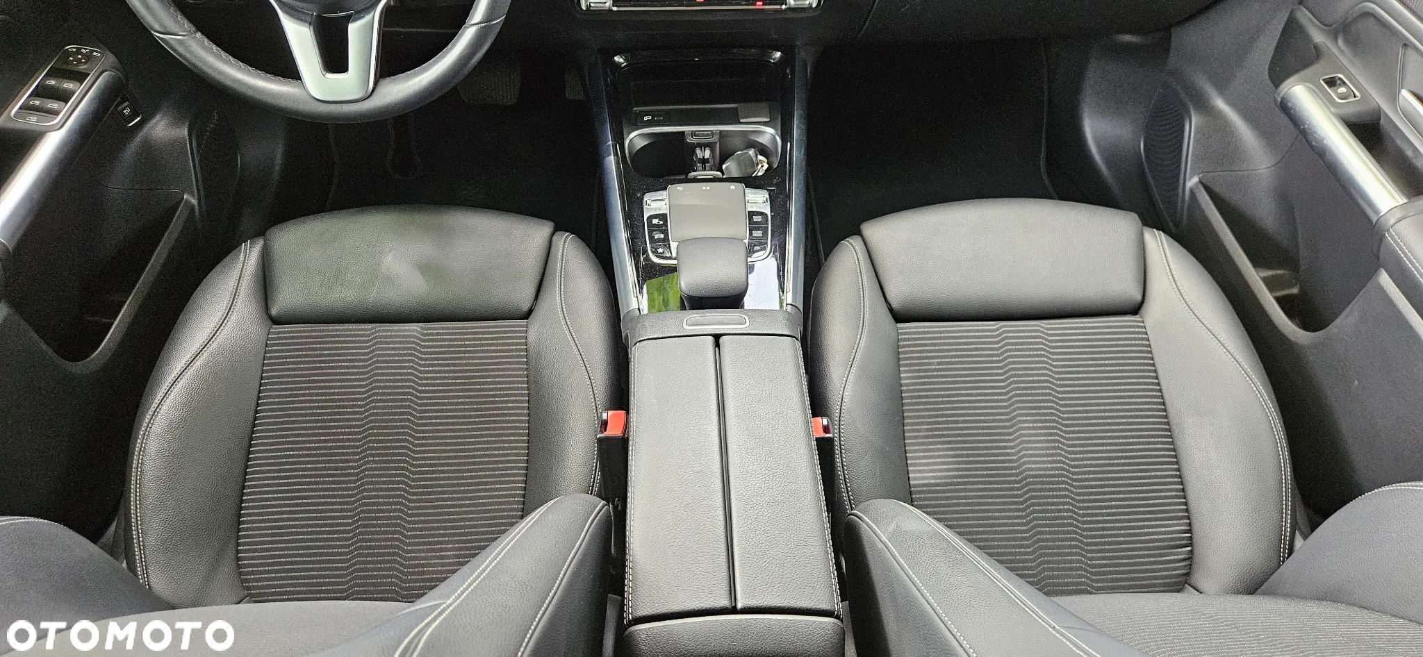 Mercedes-Benz Klasa B 180 7G-DCT - 21