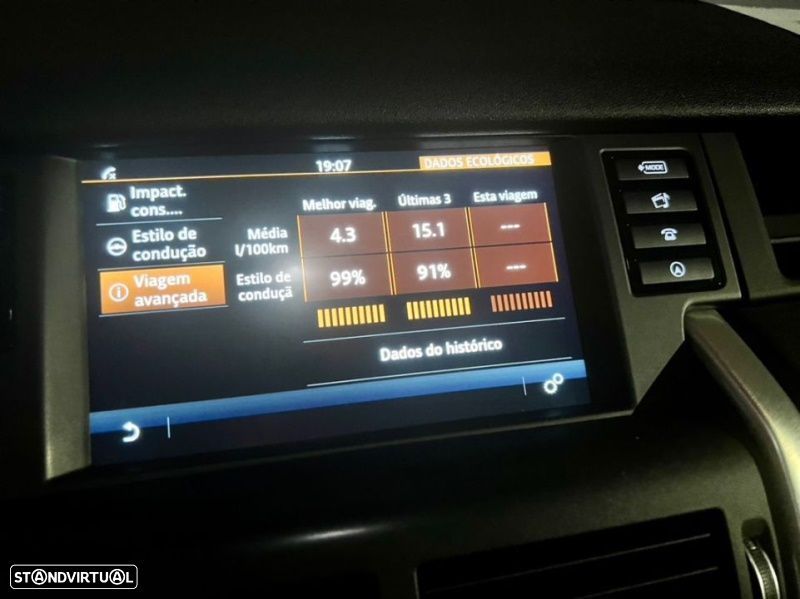 Land Rover Discovery Sport TD4 Aut. HSE Luxury - 19
