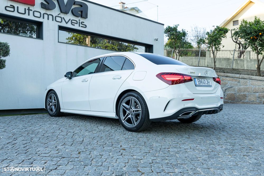 Mercedes-Benz A 200 Limousine 7G-DCT AMG Line - 4