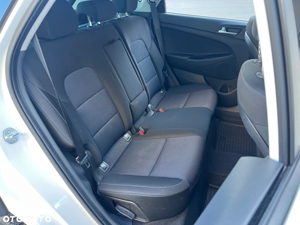 Hyundai Tucson 1.6 GDi Comfort 2WD - 18