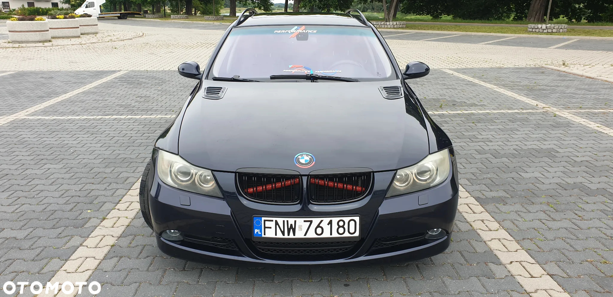 BMW Seria 3 320i Touring - 2