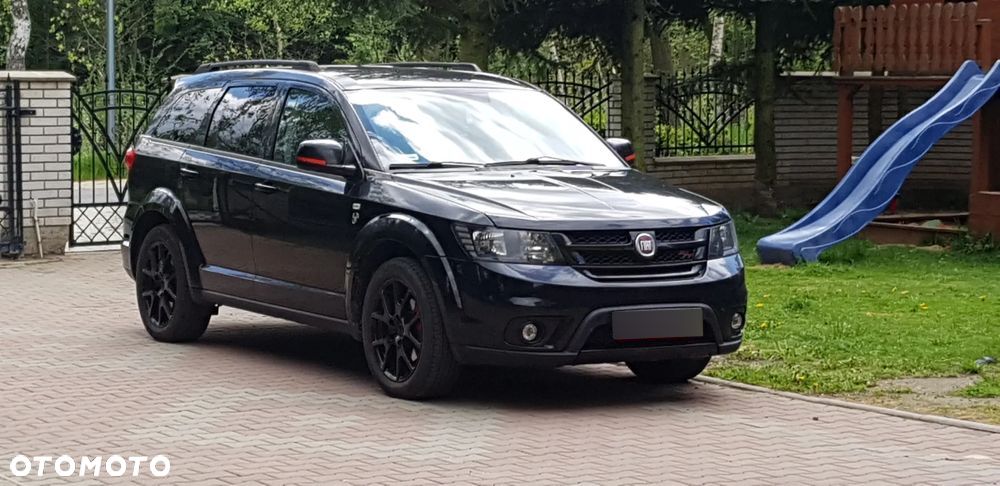 Fiat Freemont 2.0 Multijet Black Code AWD - 1
