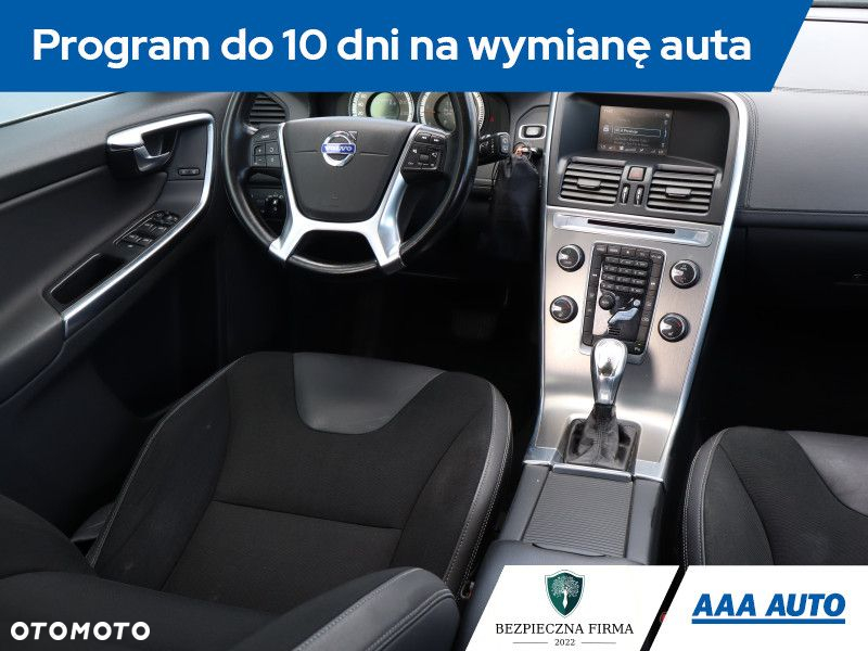 Volvo XC 60 - 8