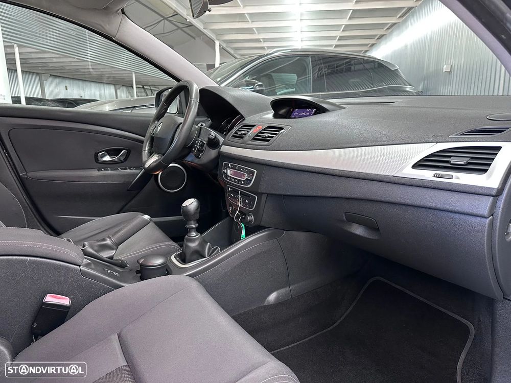 Renault Mégane Sport Tourer 1.5 dCi Dynamique S - 13