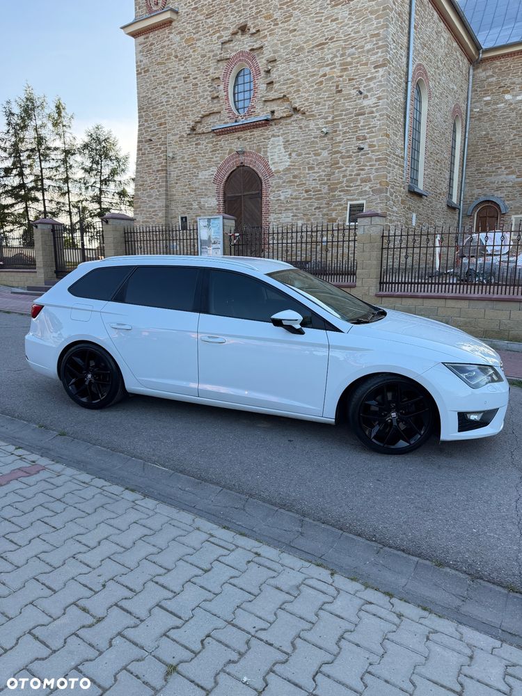 Seat Leon 2.0 TDI DPF Start&Stop DSG FR - 17