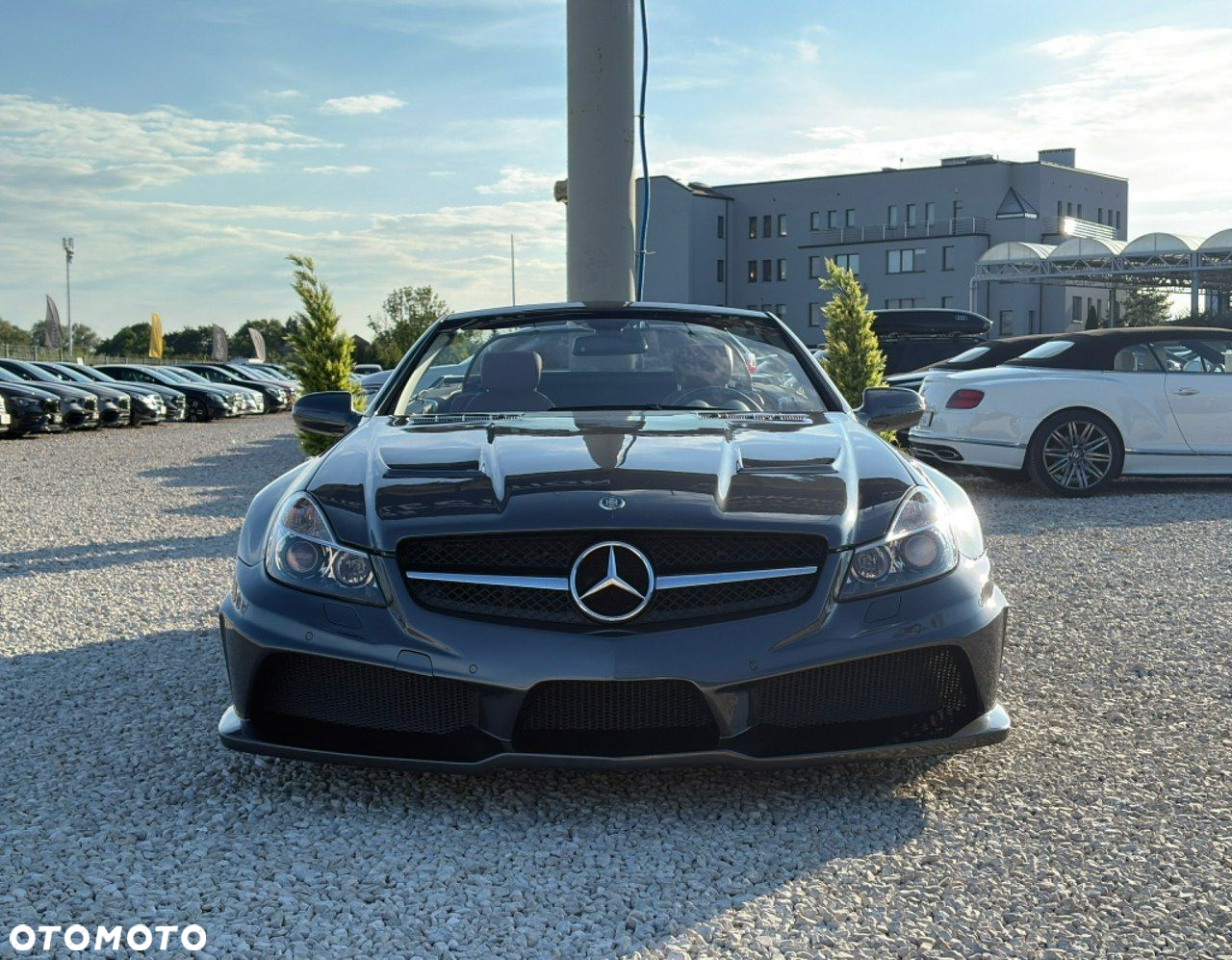 Mercedes-Benz SL - 25
