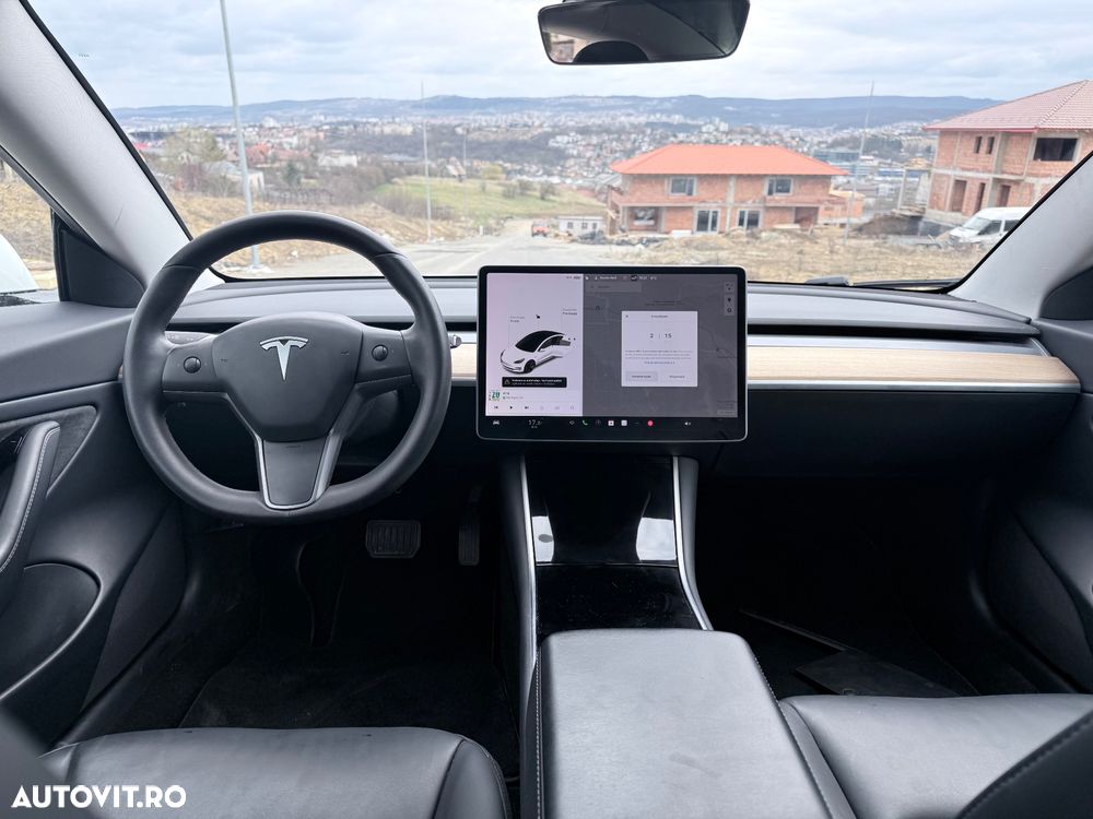 Tesla Model 3 Langstreckenbatterie Allradantrieb Dual Motor - 11