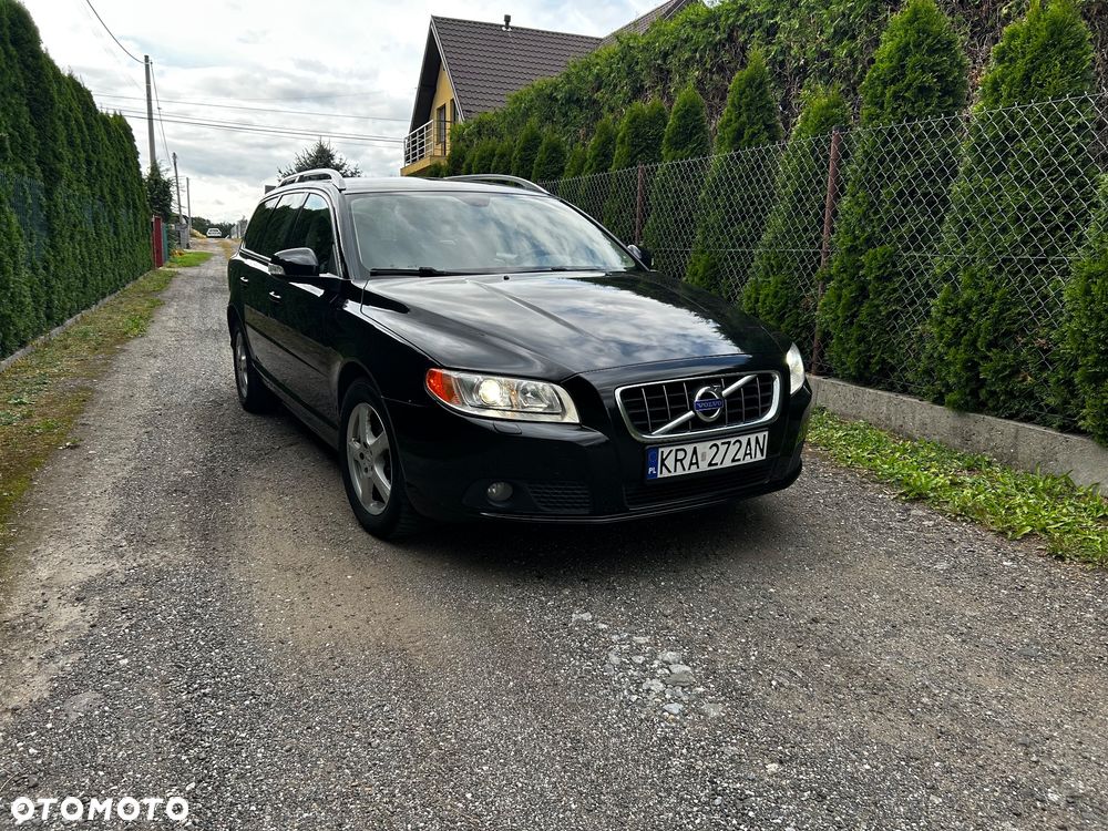 Volvo V70 D5 Summum - 2