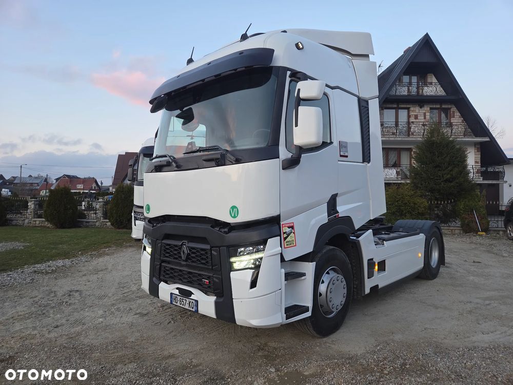 Renault Gama at 480 - 1