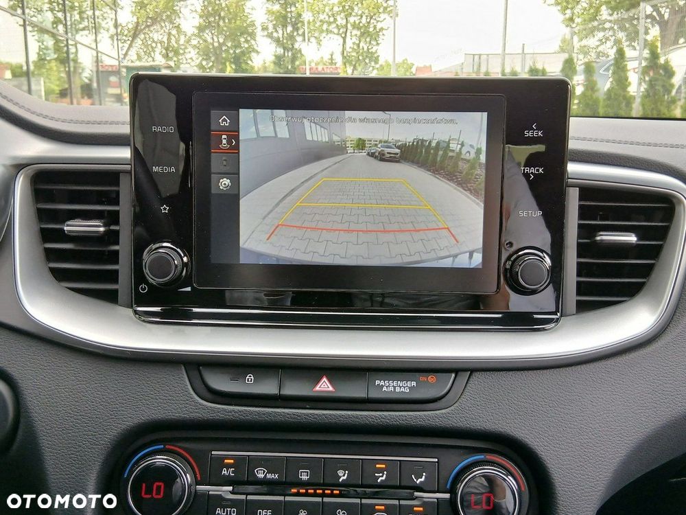 Kia Ceed 1.5 T-GDI M - 19