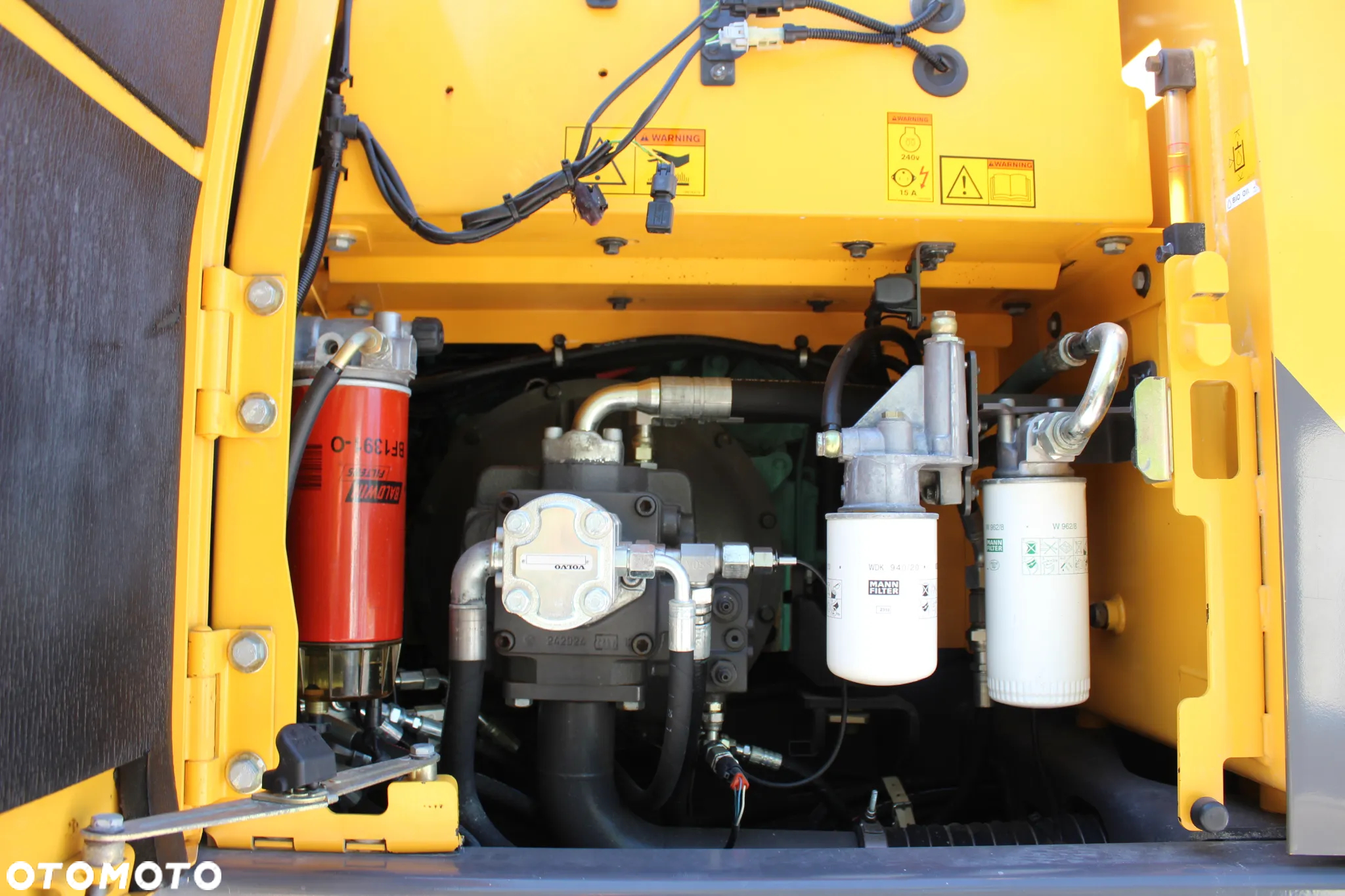 Volvo Ew140D Rototilt Szczypce Sprowadzona - 16