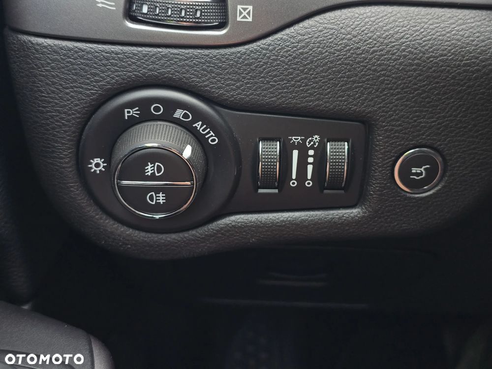 Jeep Cherokee 2.2 MJD Active Drive II Limited - 30