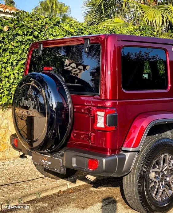 Jeep Wrangler - 2