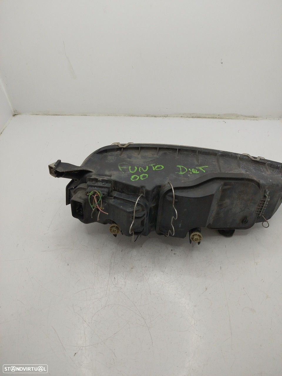 Farol/ Otica Dianteiro Dto Fiat Punto (188_) - 4