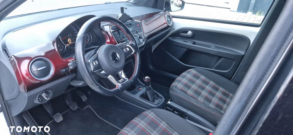Volkswagen up! GTI - 6