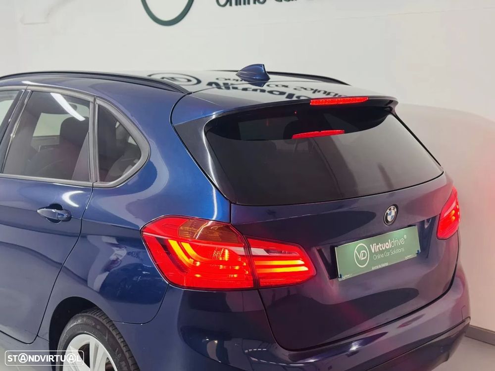 BMW 216 Active Tourer d Line Sport - 19