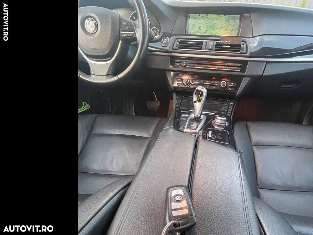 BMW Seria 5 520d - 13