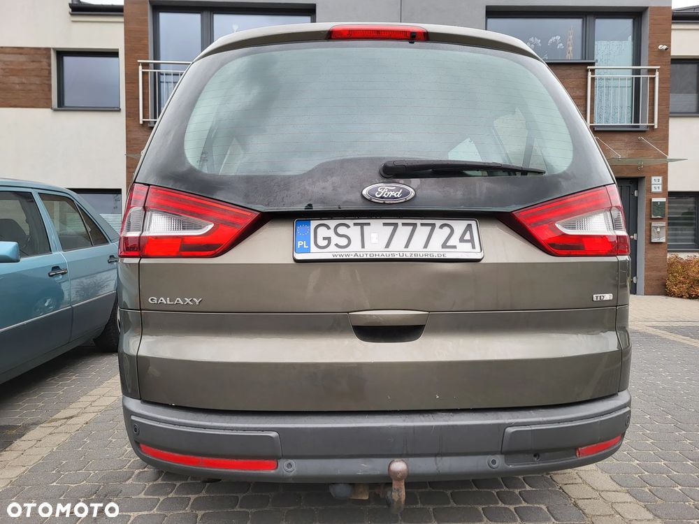Ford Galaxy - 6