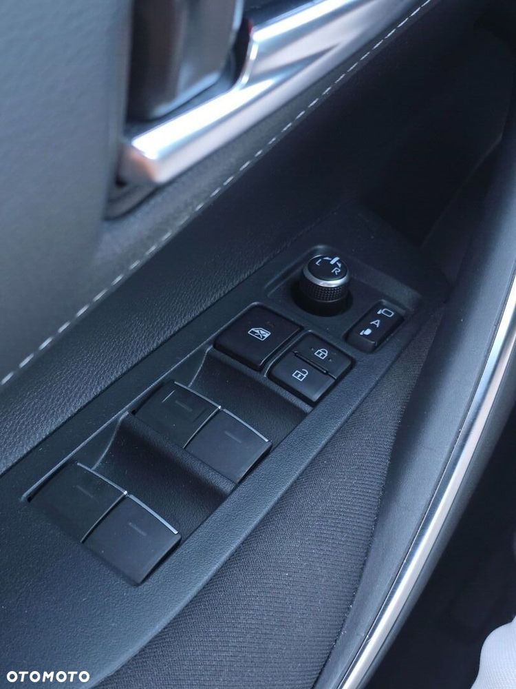 Toyota Corolla 1.8 Hybrid Comfort - 17