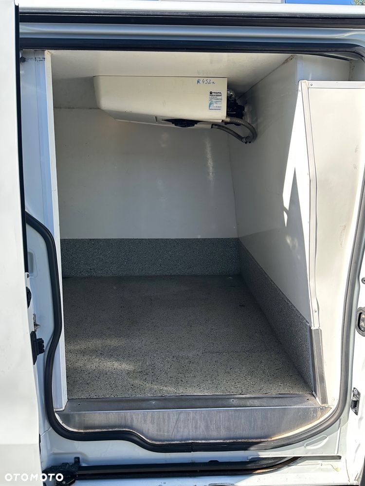 Renault Trafic 1,6 dCi 2018 r. Chłodnia - 10