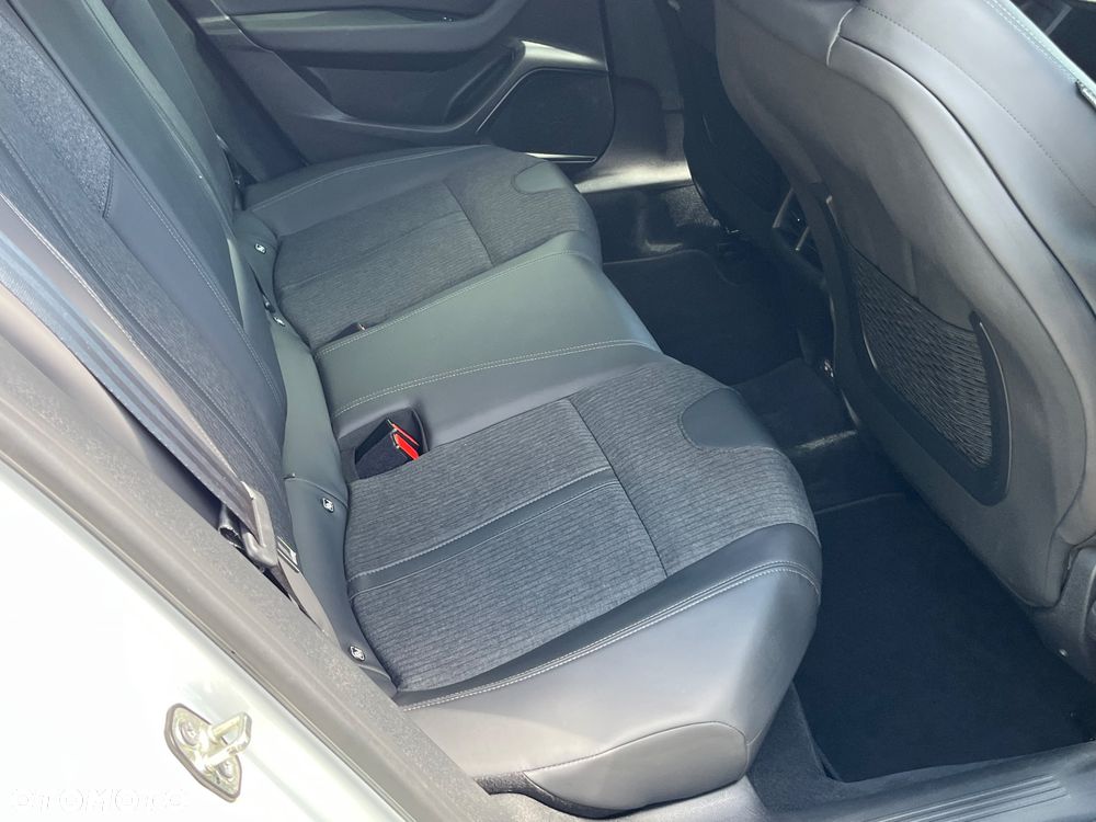 Peugeot 508 BlueHDi 130 EAT8 Allure - 14