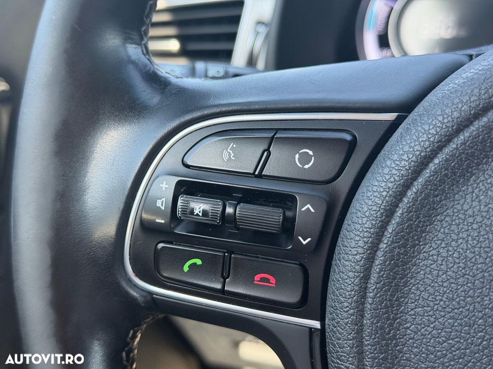 Kia Niro 1.6 GDI 2WD Aut. Spirit - 22