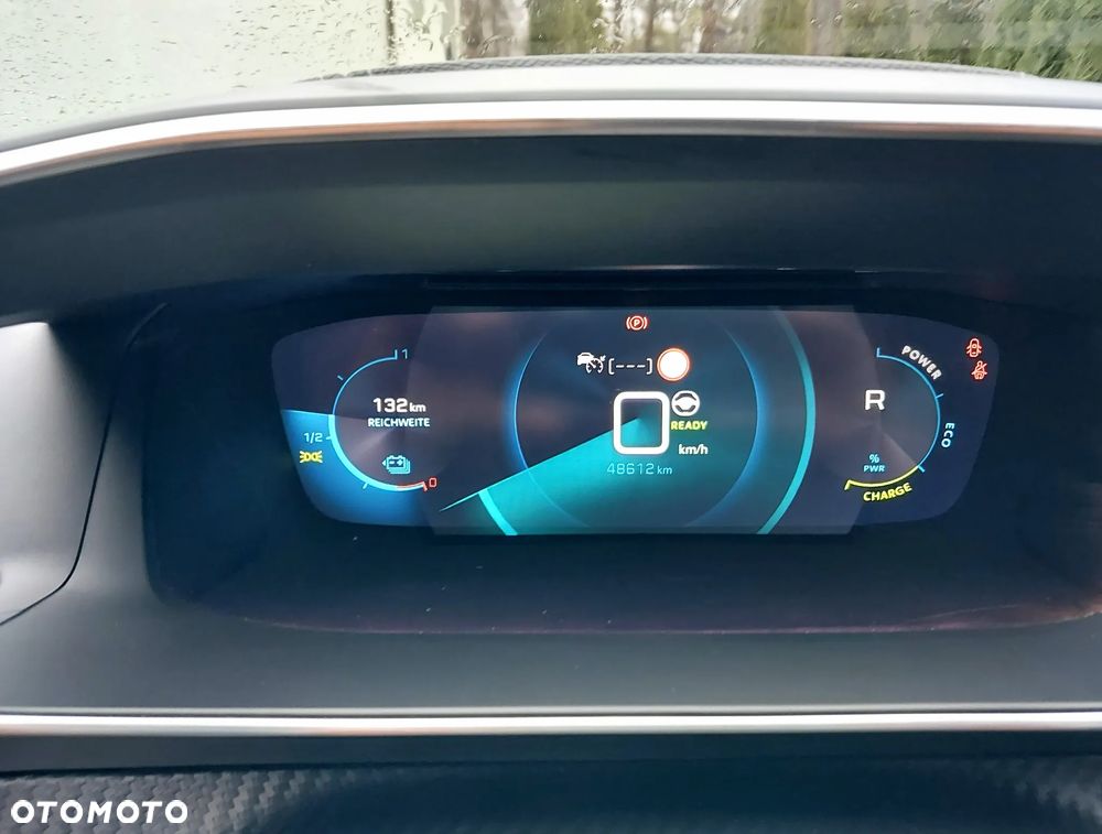 Peugeot 208 Elektromotor 136 GT - 13