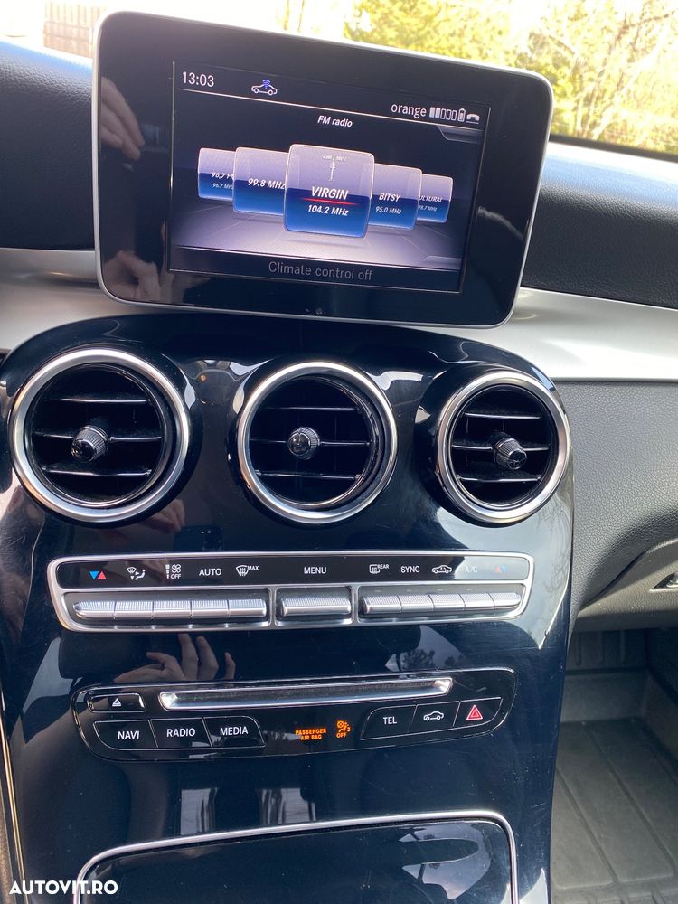 Mercedes-Benz GLC - 12