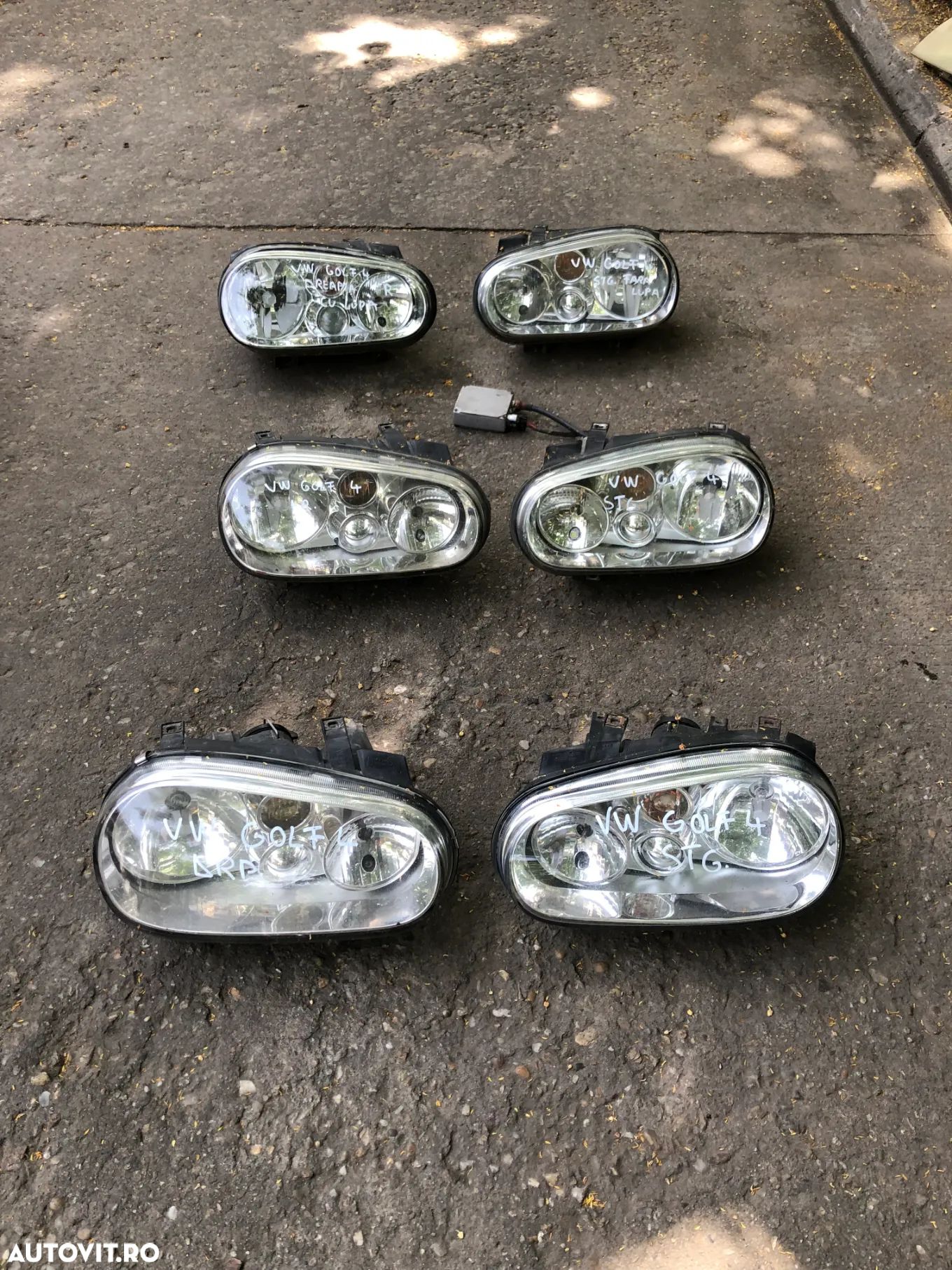 Far stanga/far dreapta Volkswagen Golf 4 halogen - 1