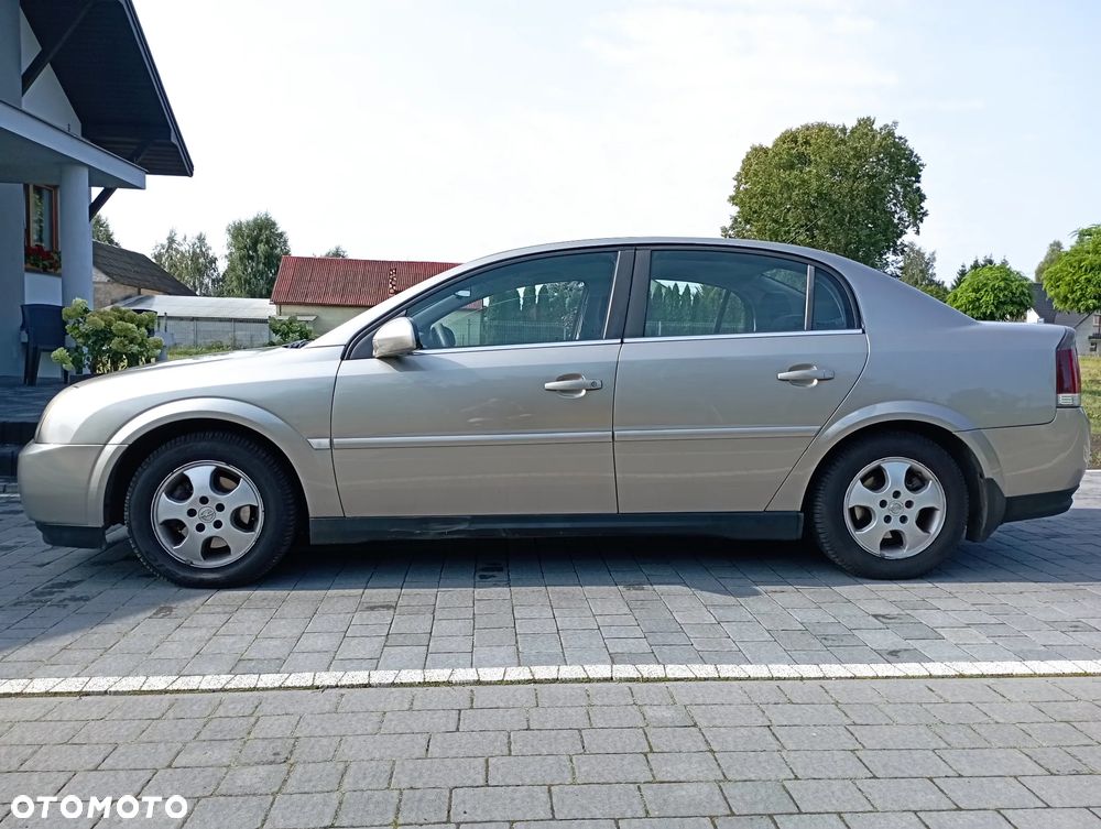 Opel Vectra 1.6 Base - 1