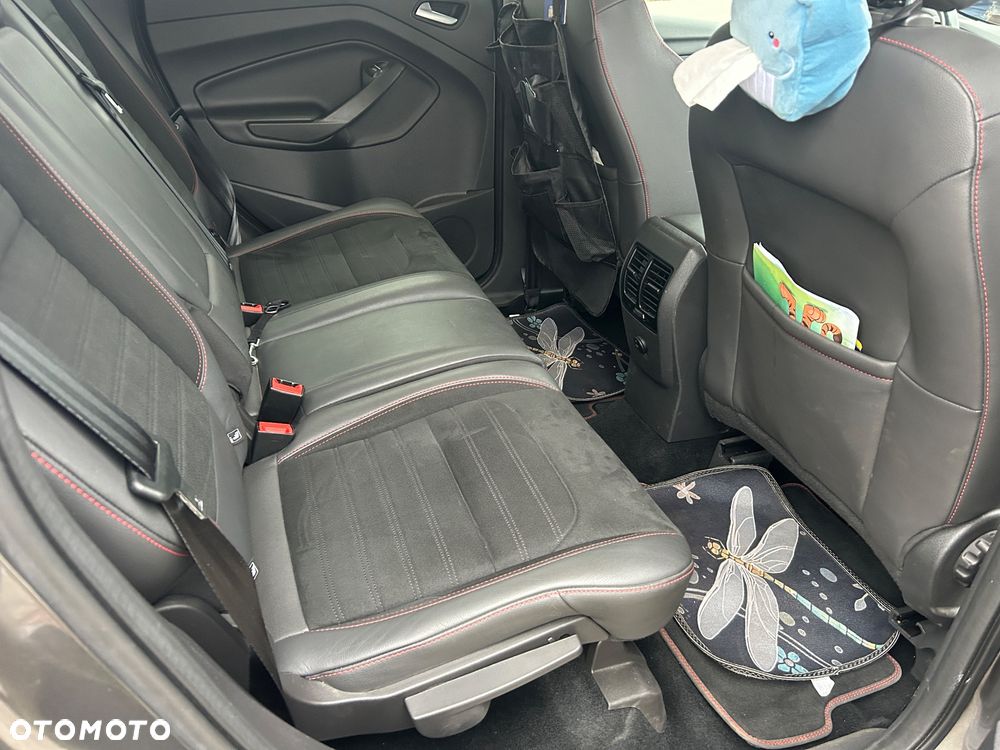 Ford Kuga 1.5 EcoBoost ST-LINE - 10