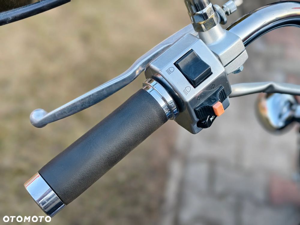 Kawasaki VN - 16